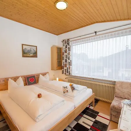 Haus Sonnenschein Apartment Zell am See